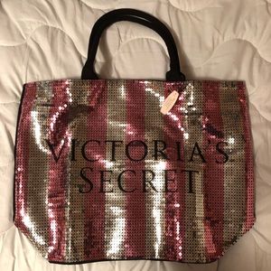 Victoria’s Secret sequin tote bag 💖